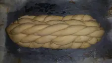 Fotka uživatele Papajka k receptu Vánočka ze šesti pramenů z polohrubé mouky a návod na pletení